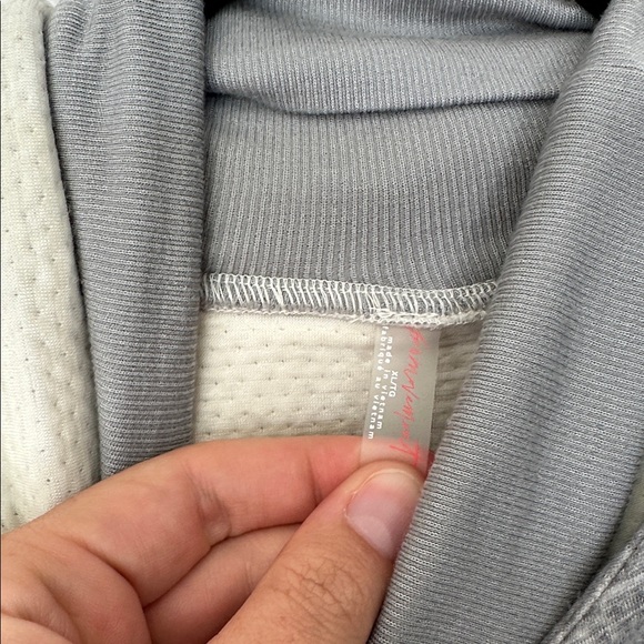 Free People Movement Feel the Heat Merino Hoodie Pullover Heather Grey Combo xl - Picture 5 of 9